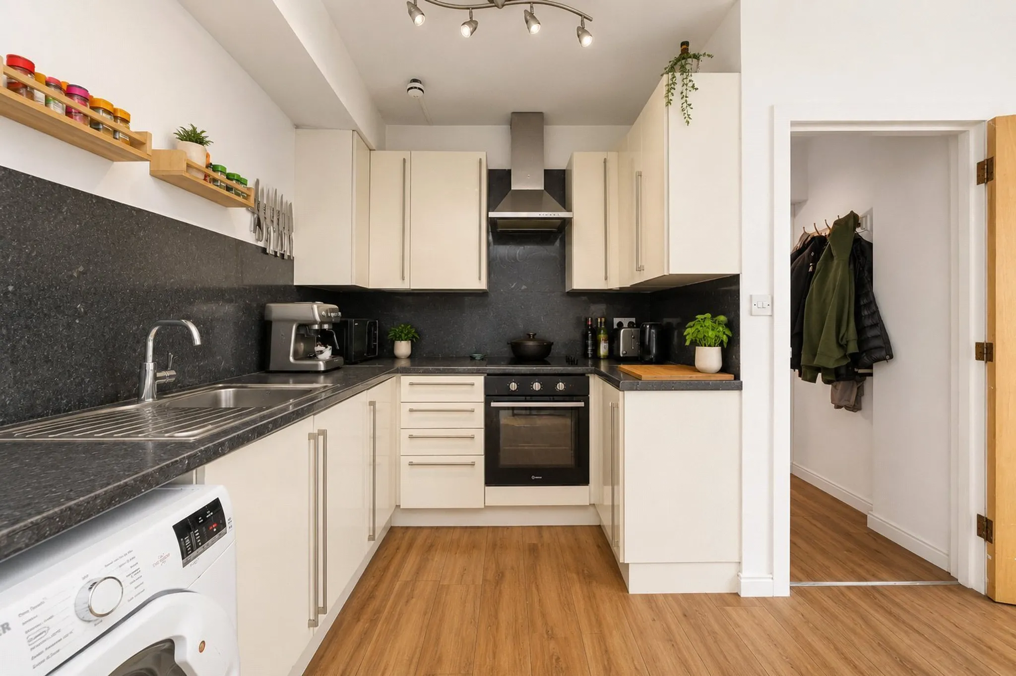 Flat Barnet Grove in Greater London
