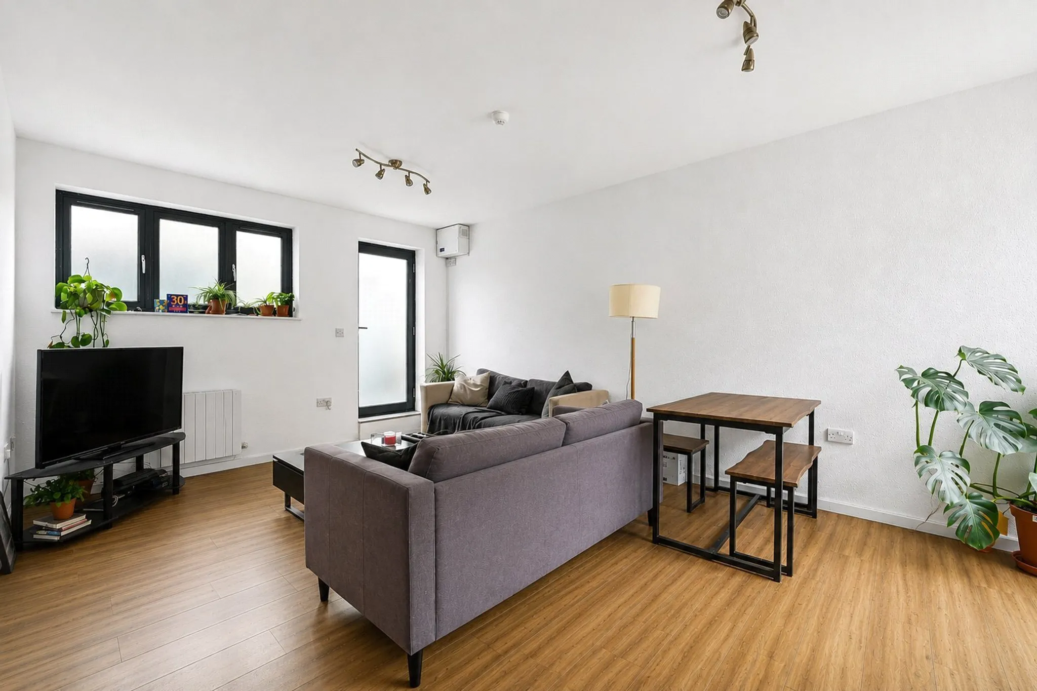 Flat Barnet Grove in Greater London