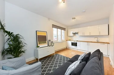 Flat Ranelagh Gardens in Greater London