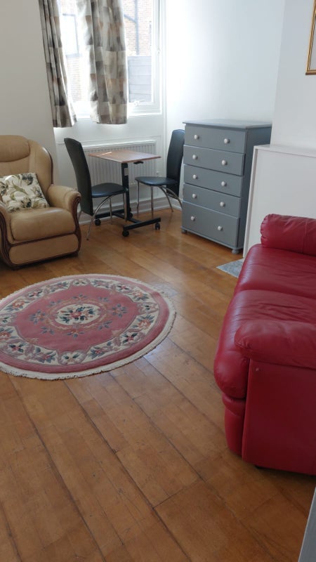 Flat Carlton Vale in City of Westminster