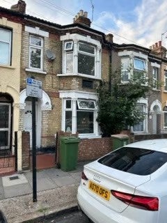House Khartoum Road in Greater London