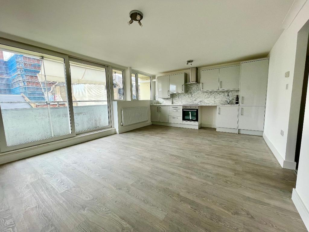 Flat Chichester Road in Southend-on-Sea
