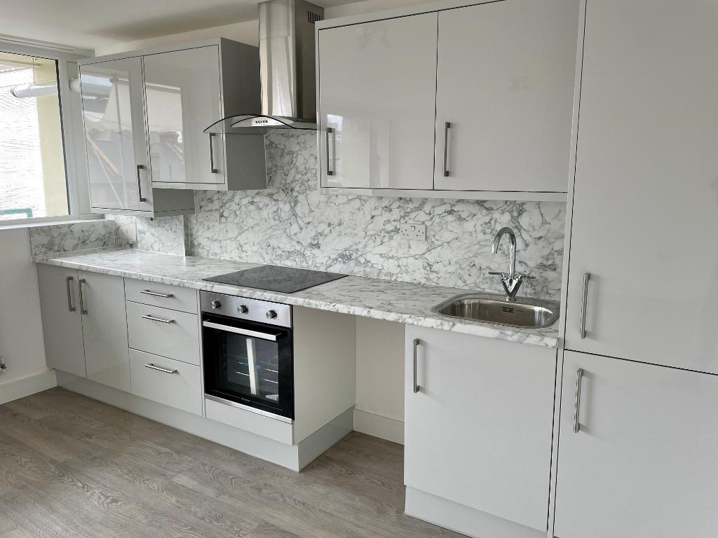 Flat Chichester Road in Southend-on-Sea