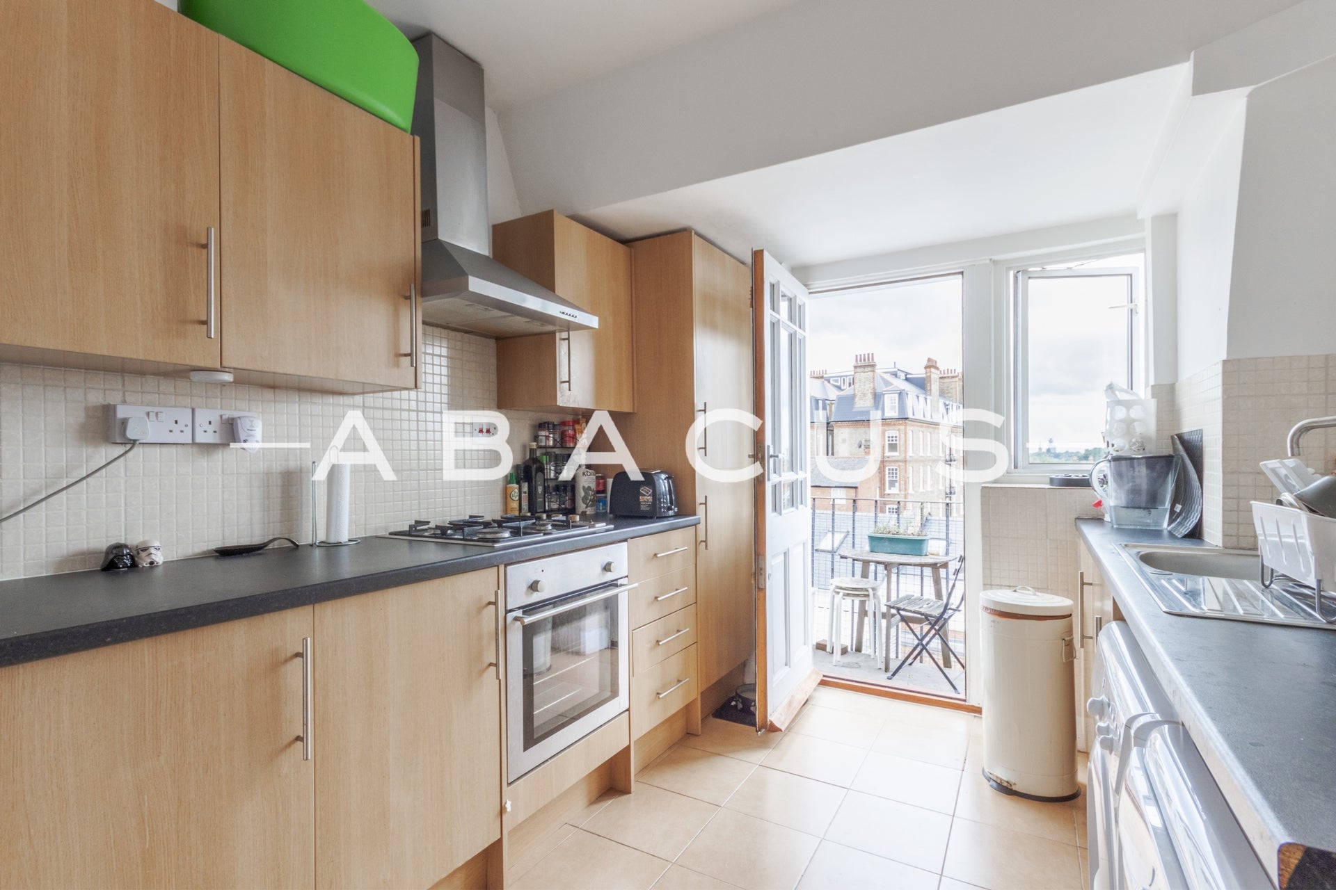 Flat West Cottages in Greater London
