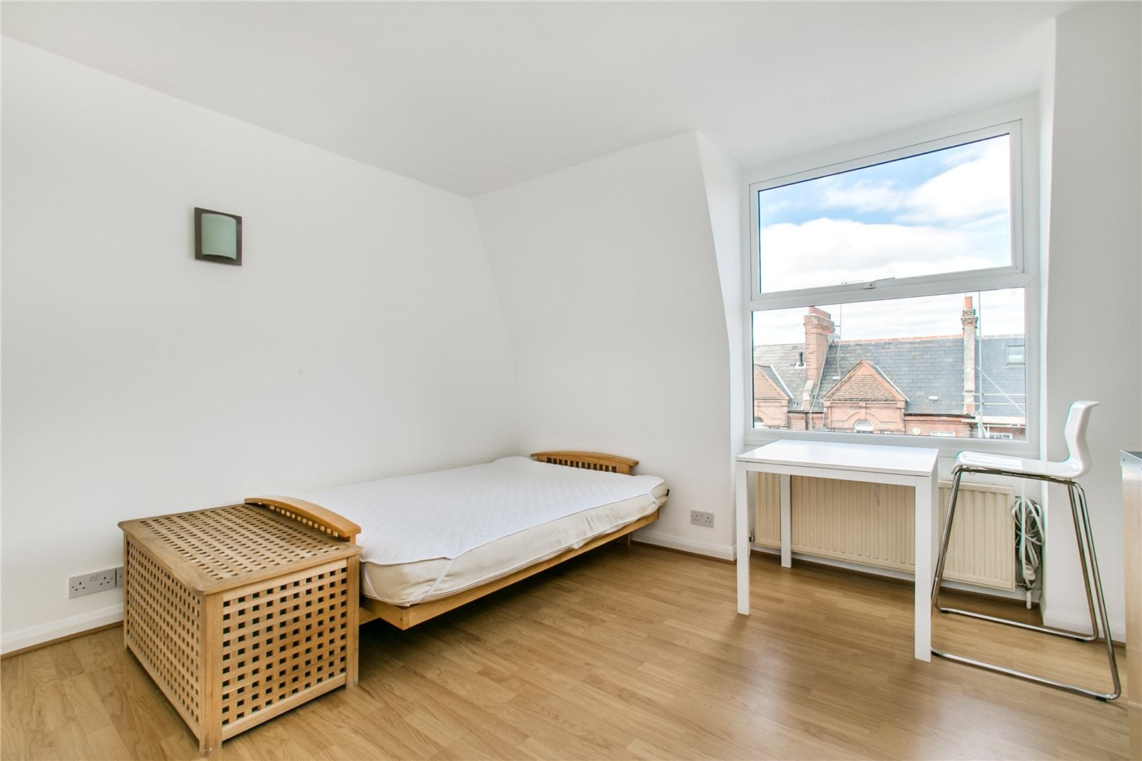 Flat Palliser Road in Greater London