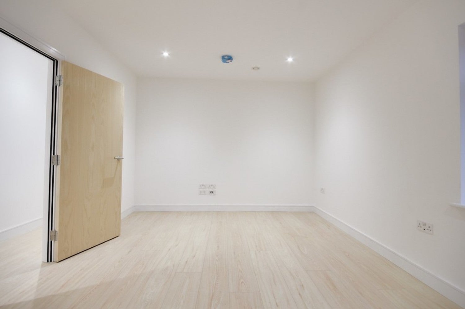 Flat Toutley Road in Wokingham