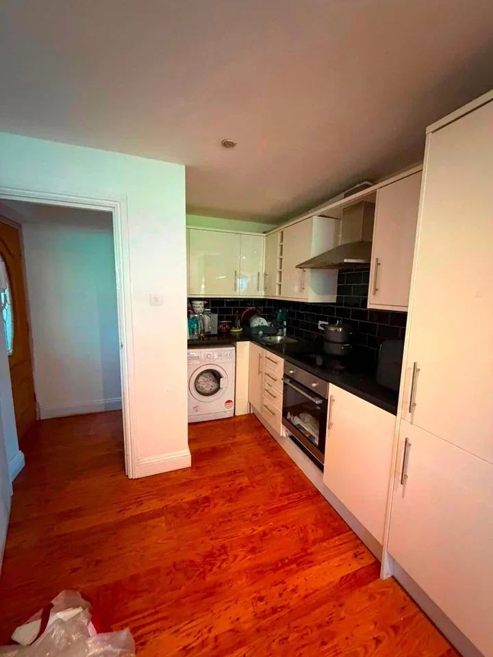 Flat Uxbridge Road in Greater London