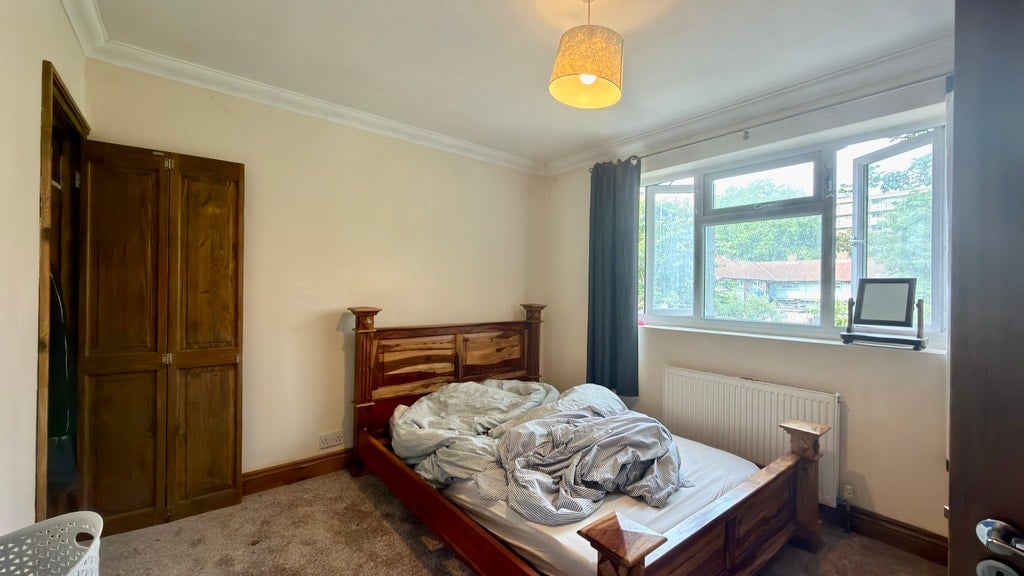 House Marriott Road in Greater London