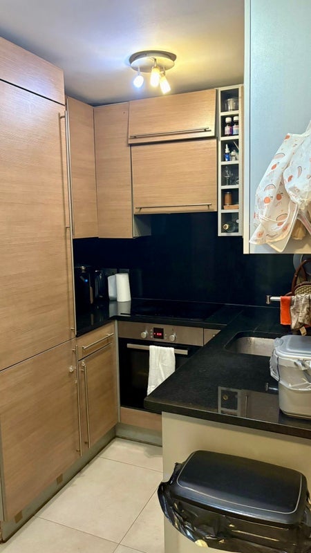 Room Burlington Close in City of Westminster