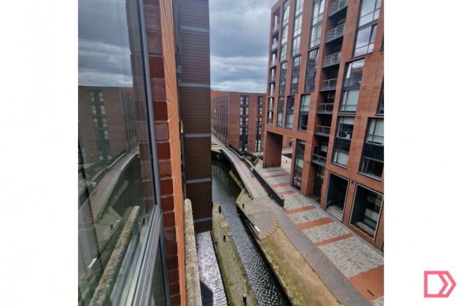 Flat Fleet Street in Birmingham