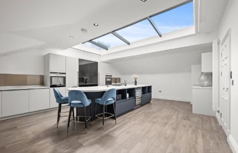 Flat St. Hilary's Park in Alderley Edge