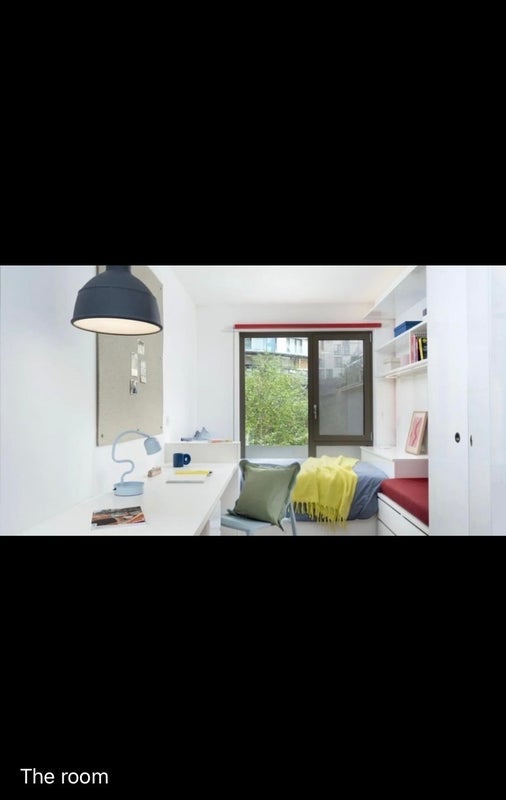 Room Fulton Road in Greater London