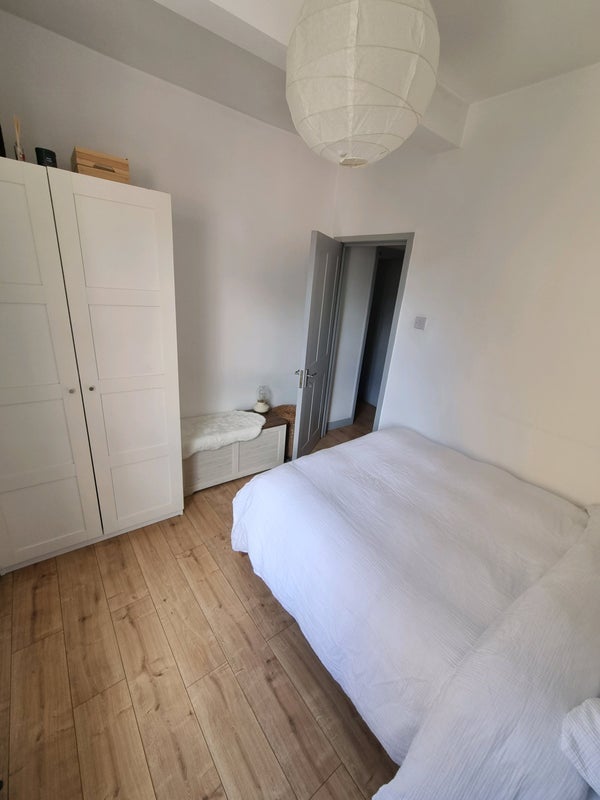 Room Fulham Palace Road in Greater London