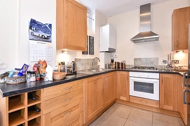 Flat Devereux Lane in Greater London