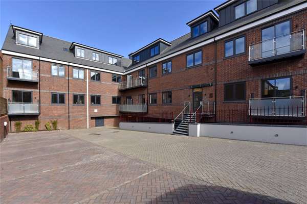 Flat Chiltern Avenue in Amersham