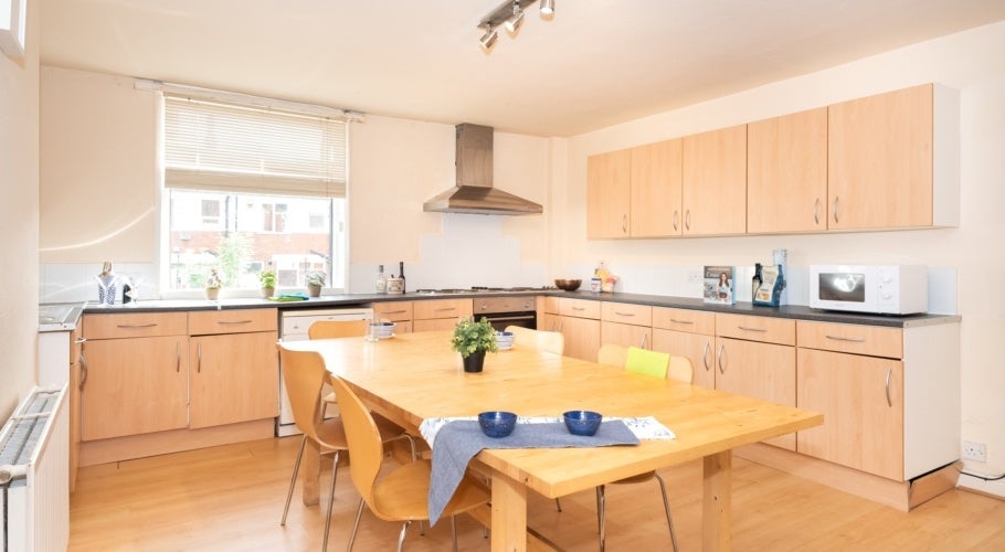 House Manor Terrace in Leeds