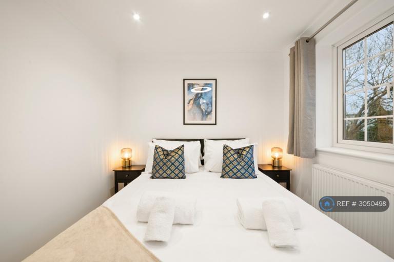 House Langdale Close in Maidenhead