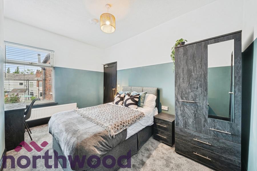 Room Padgate Lane in Warrington