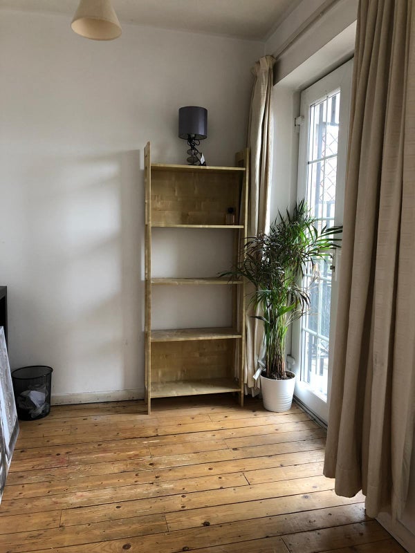 Room Celerity Drive in Cardiff