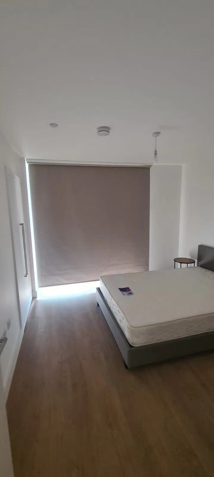Flat New Village Avenue in Greater London