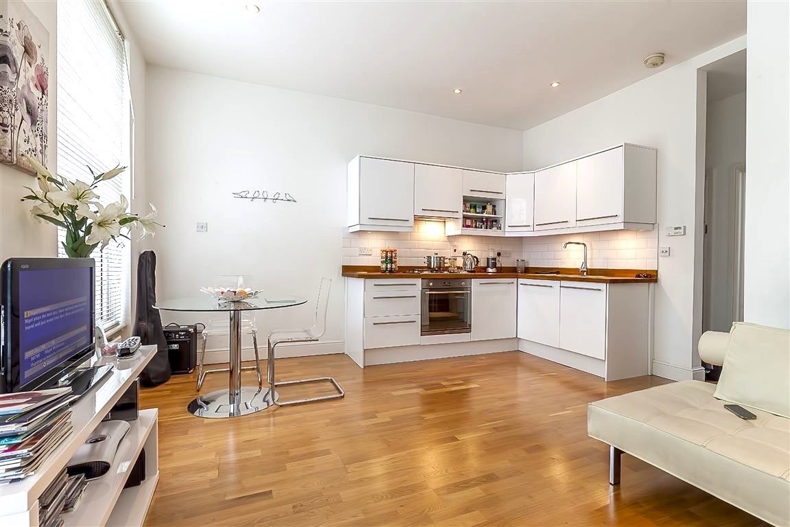 Flat Shirland Road in City of Westminster