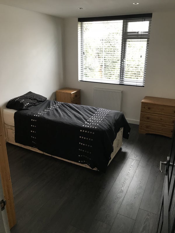 Room Stedman Close in Dartford