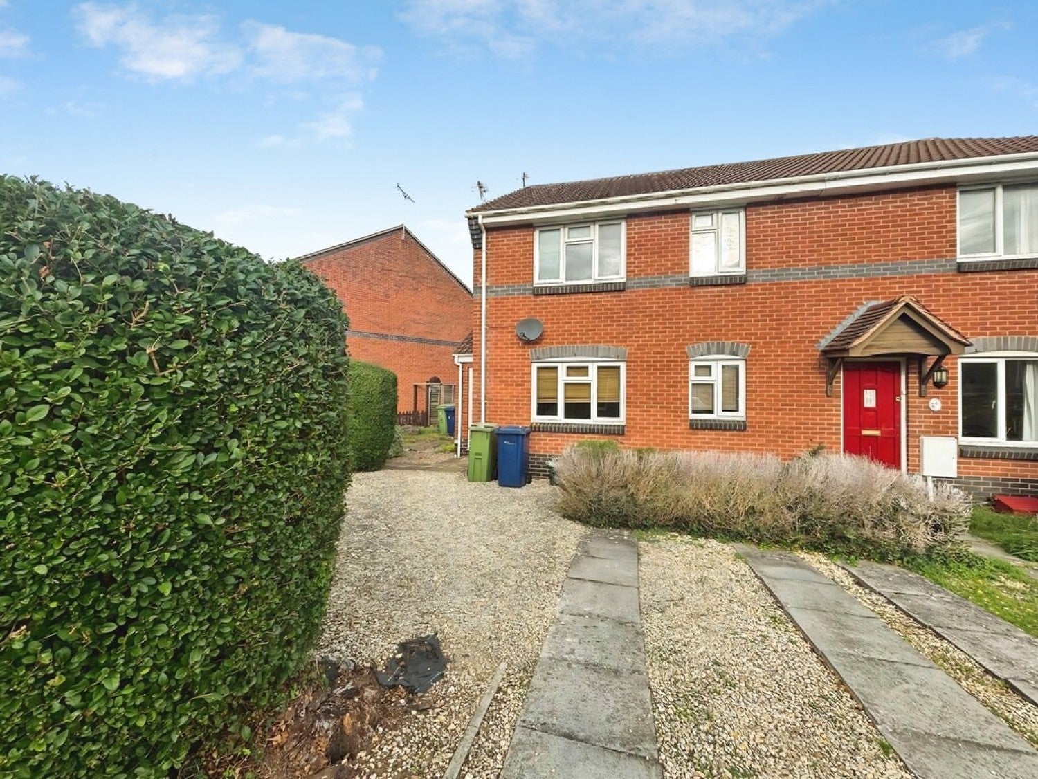 House Trafalgar Drive in Tewkesbury