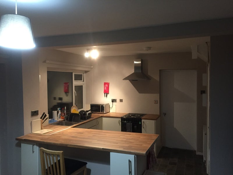 Room Oaklands Drive in Bristol