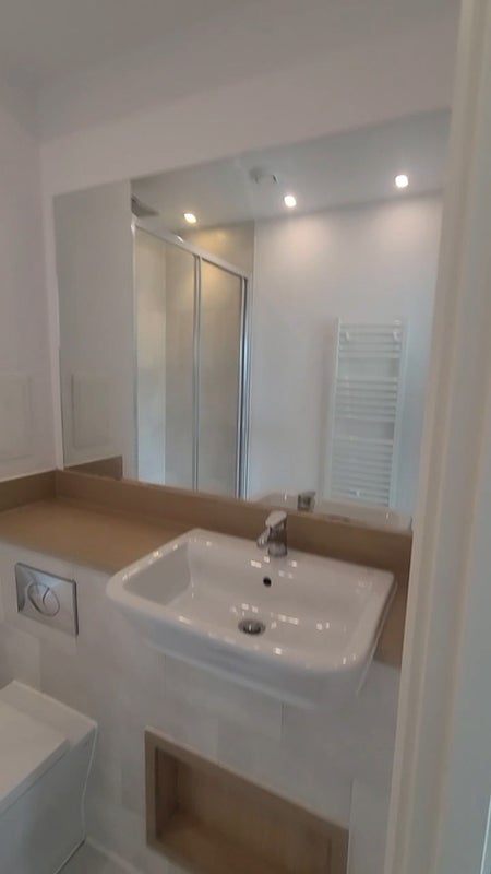Flat Jefferson Plaza in Greater London