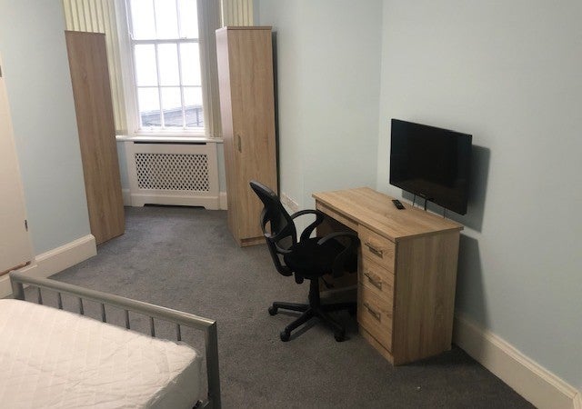 Room Cornwall Street in Birmingham