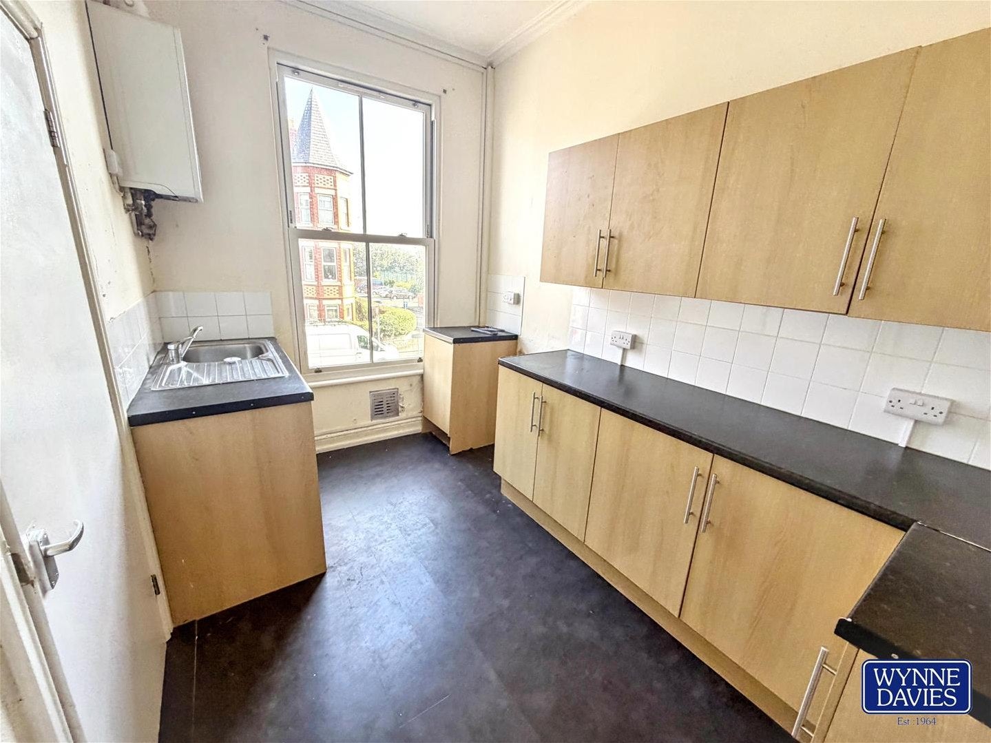 Flat Greenfield Road in Colwyn Bay
