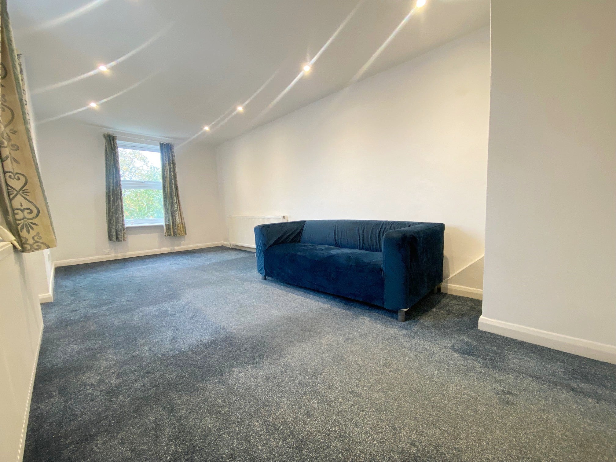 Flat Merbury Close in Greater London
