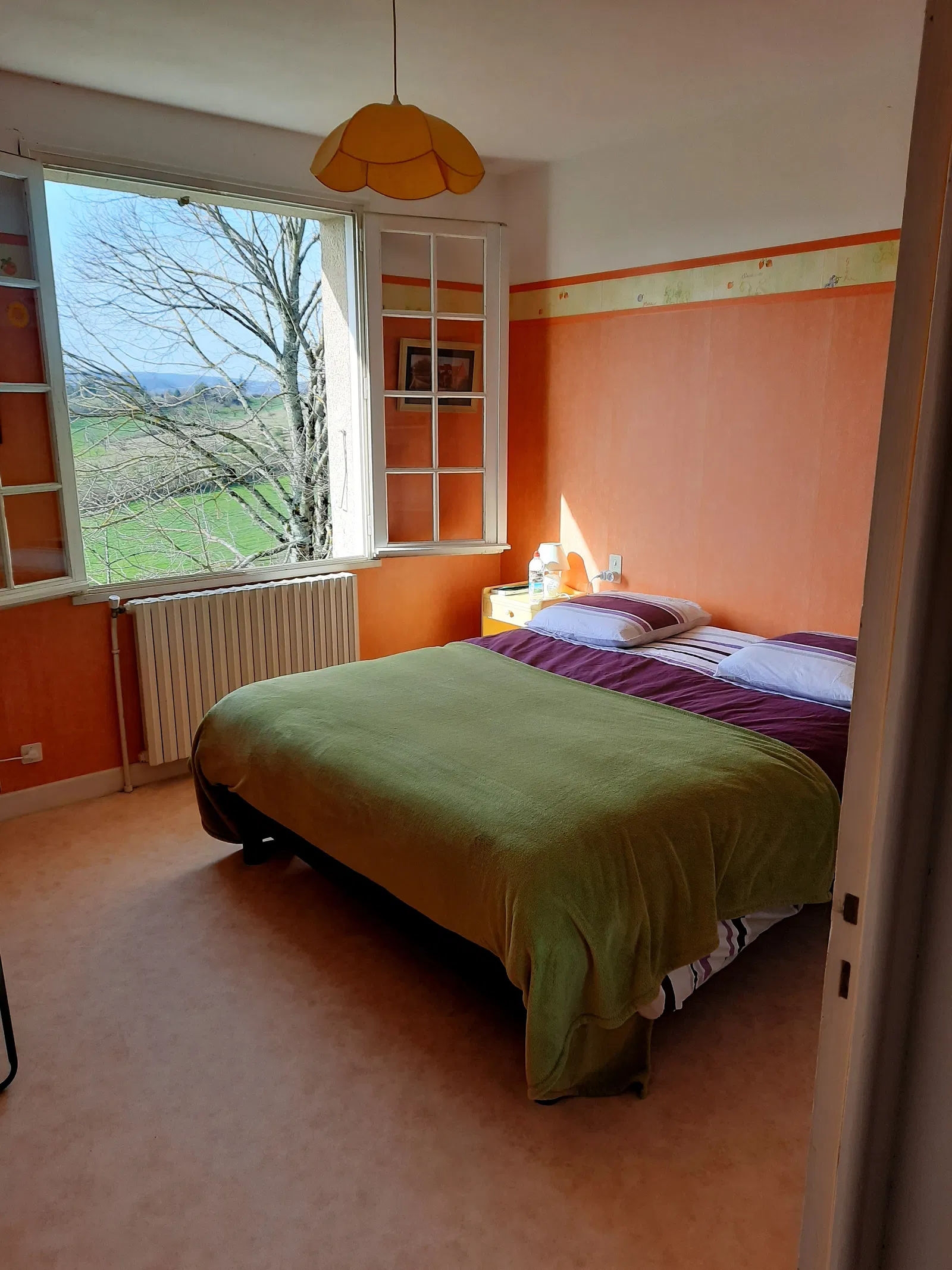 Room Route de Planèze in Saint-Laurent-les-Tours