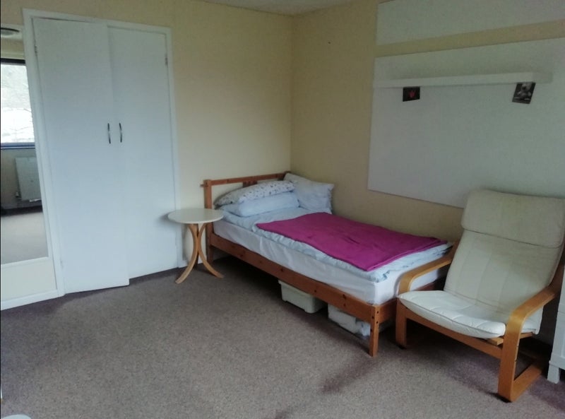 Room Rockland Grove in Bristol