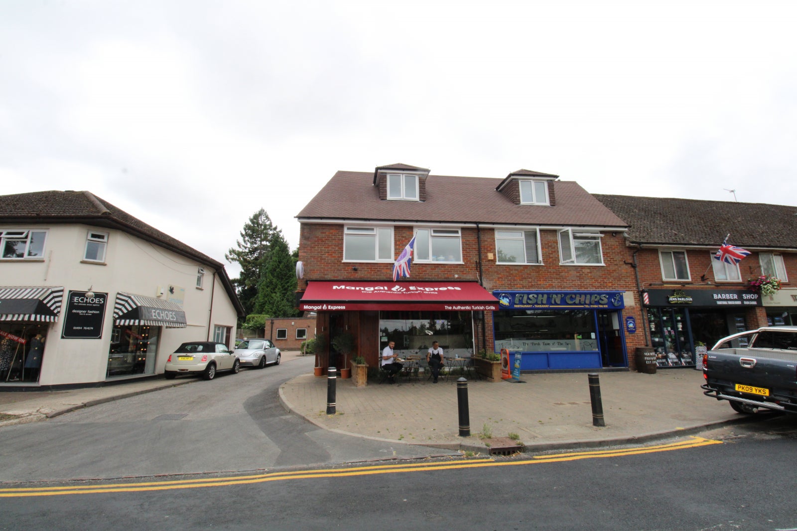 Flat Chalfont Avenue in Little Chalfont