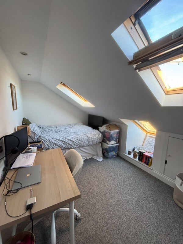 Room Hetherington Road in Greater London