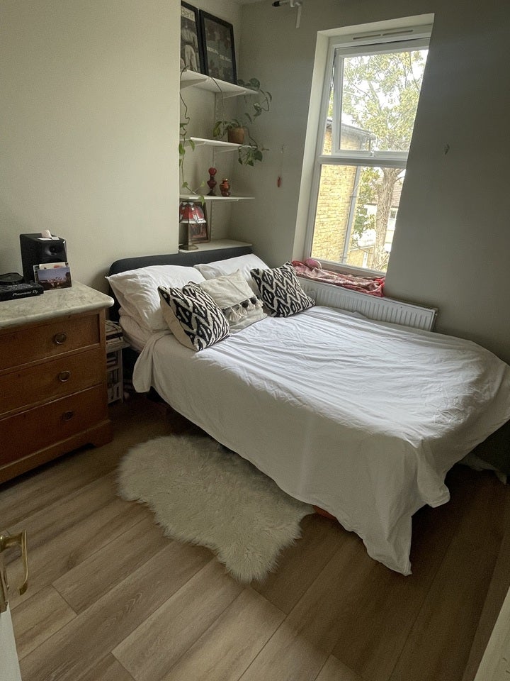 Flat Kennington Park Place in Greater London