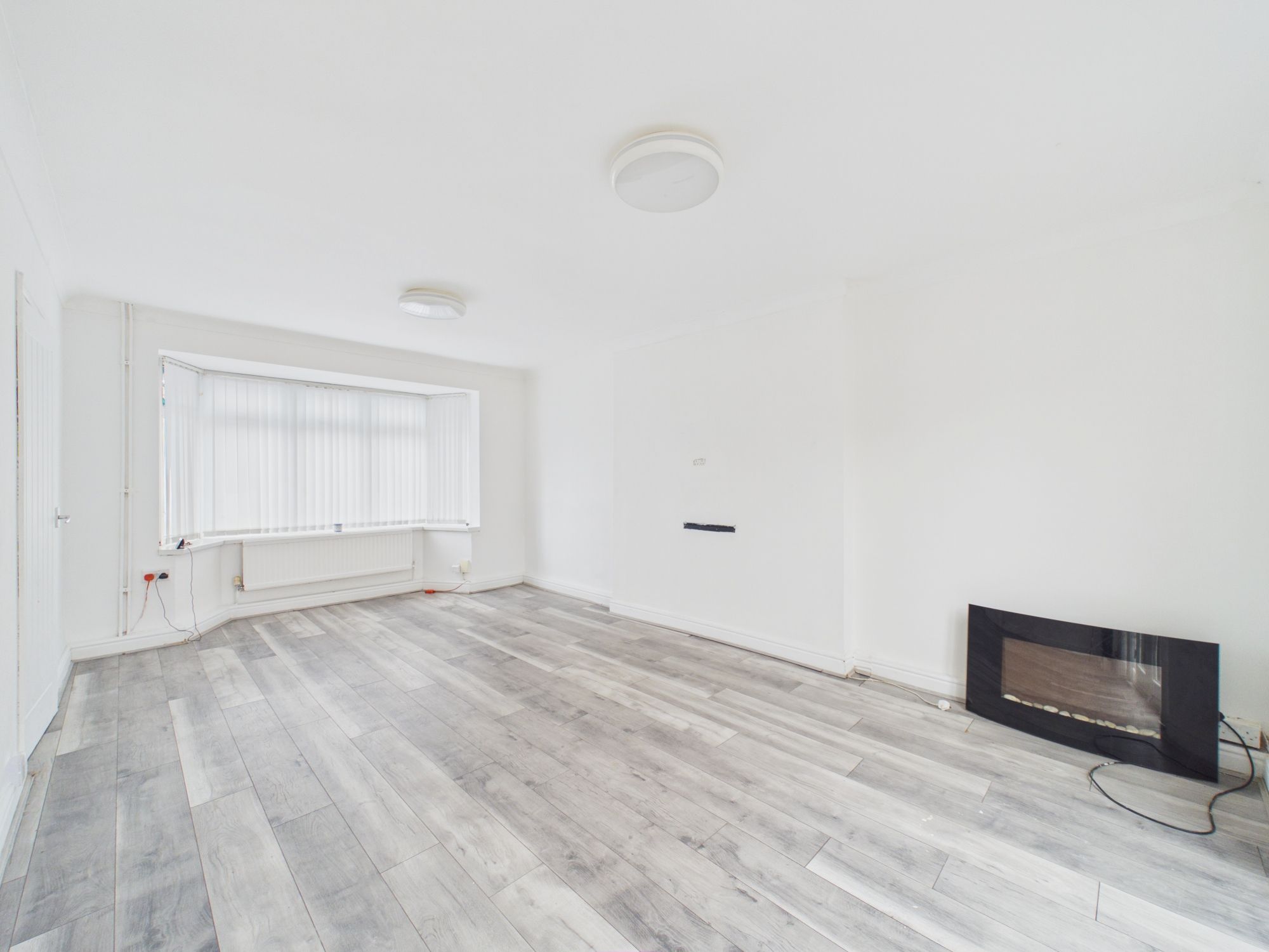House Heol Gwyrosydd in Swansea