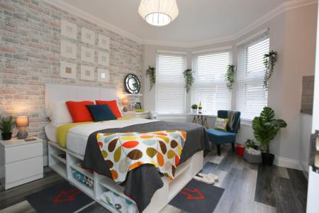 Room Victoria Street in Dunstable
