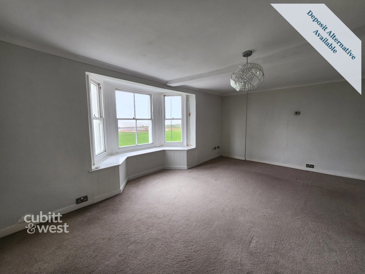 Flat Farningham Road in Wealden
