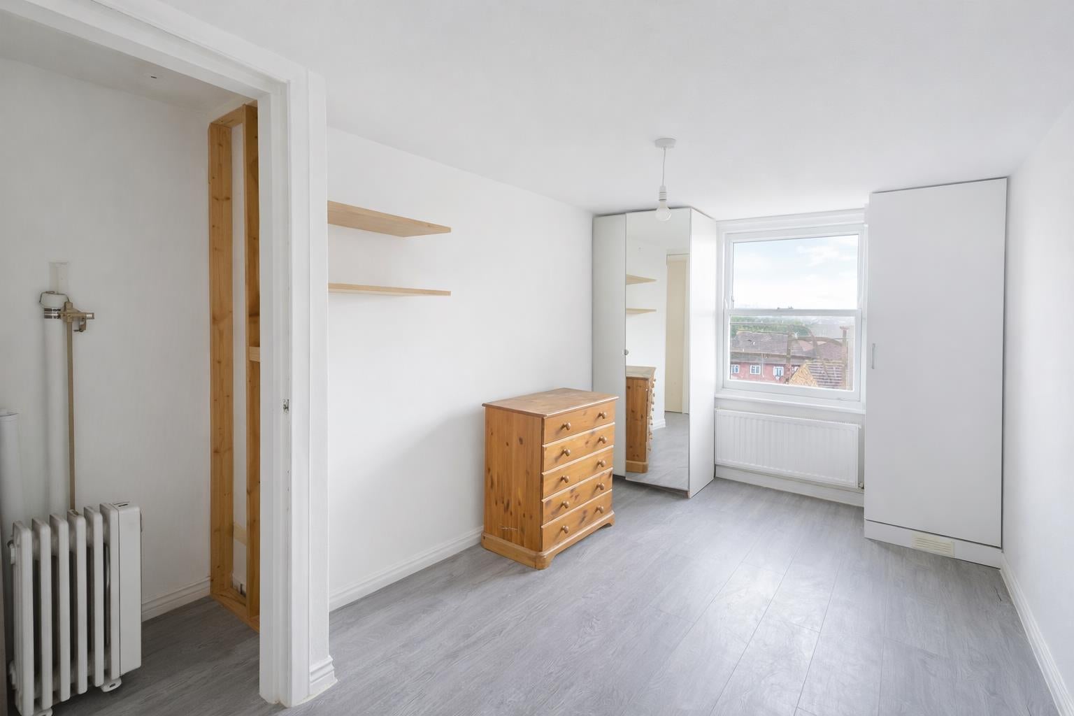 Flat Westow Hill in Greater London