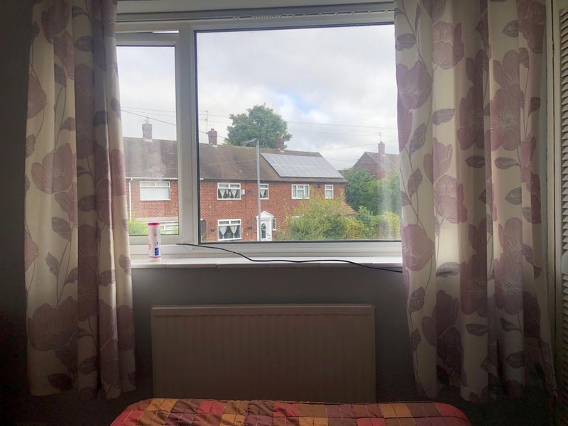 Room Hilary Road in Manchester