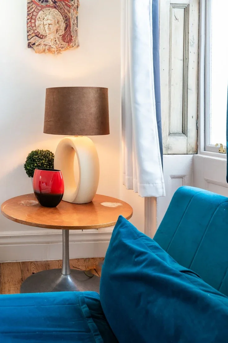 Flat Hackney Road in Greater London