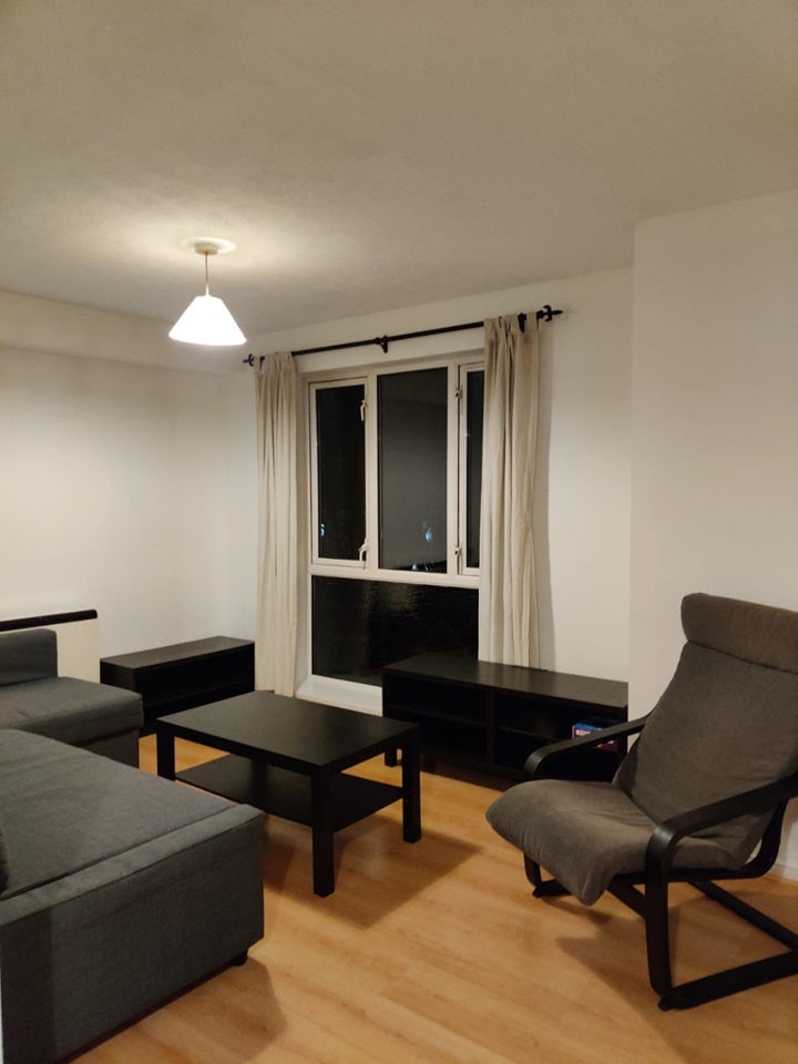 Flat Muggeridge Close in Greater London