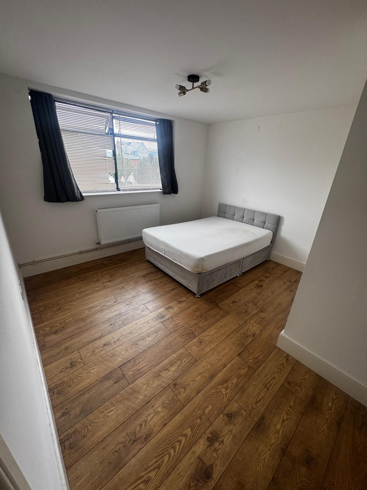 Flat Scotia Road in Stoke-on-Trent