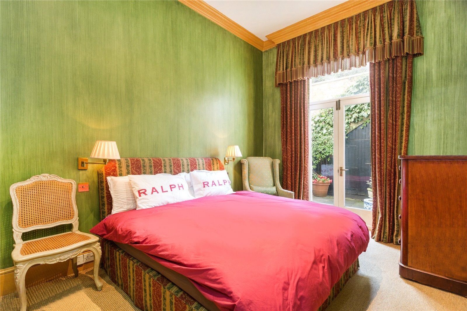 Flat Warwick Avenue in City of Westminster