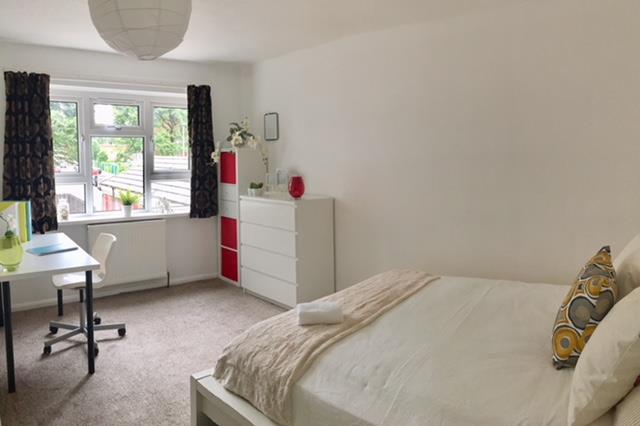 Flat Sackville Street in Portsmouth