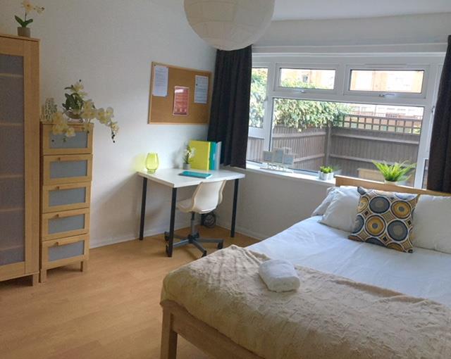 Flat Sackville Street in Portsmouth