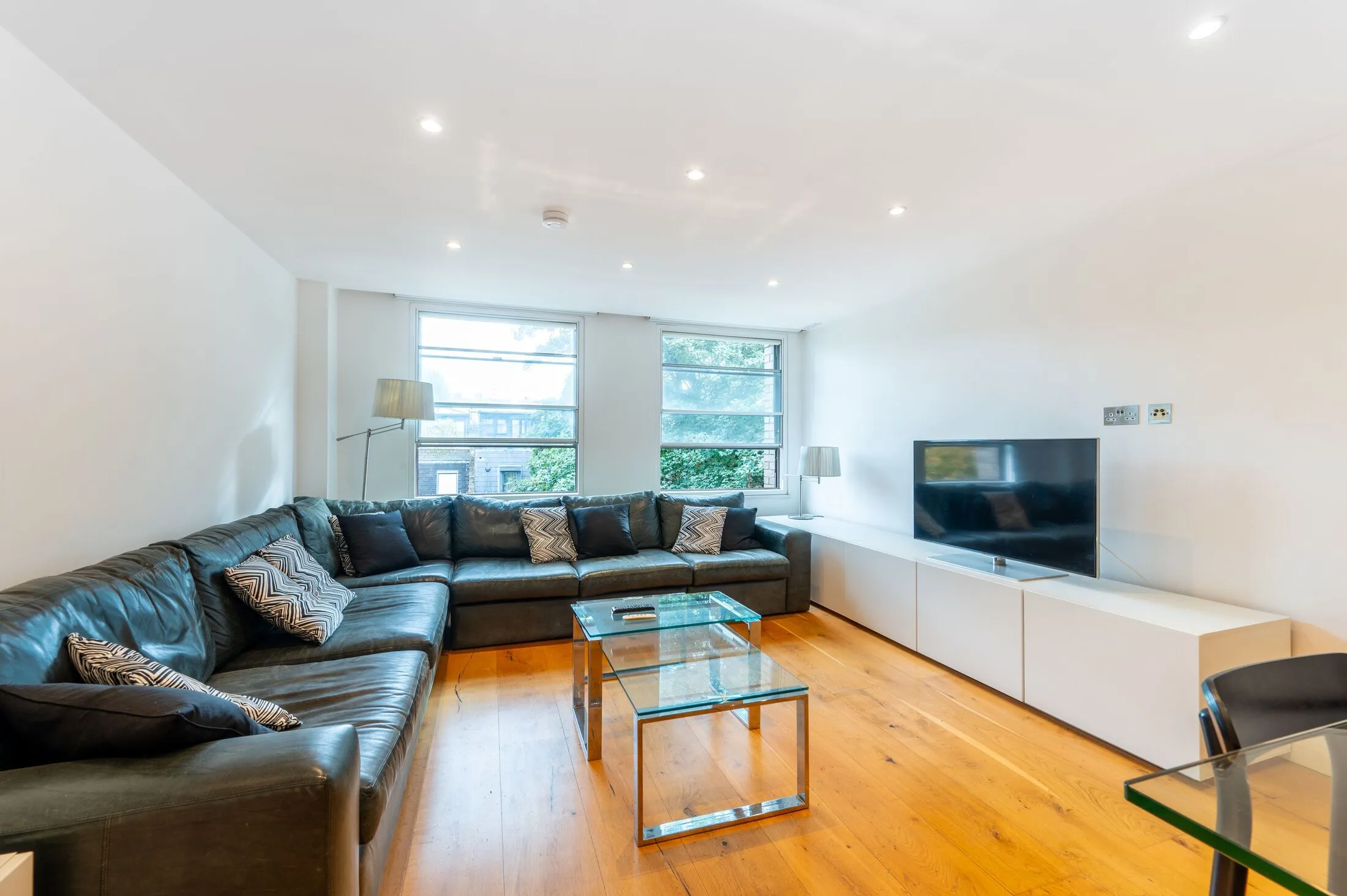 Flat Inverness Terrace in City of Westminster