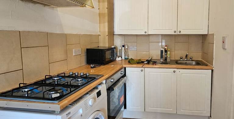Flat Goodmayes Lane in Greater London